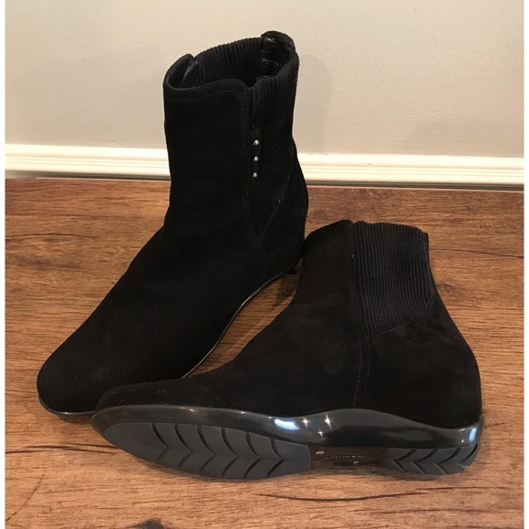 aquatalia wedge bootie